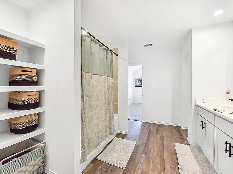 24222 Sandstone Valley Ln — Photo 19