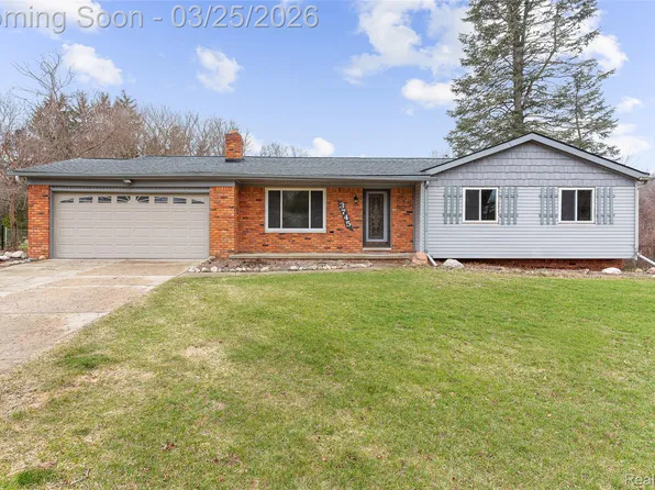3745 Capitol Way, Highland, MI 48356