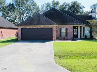 102 Bartlett Dr, Lafayette, LA 70507