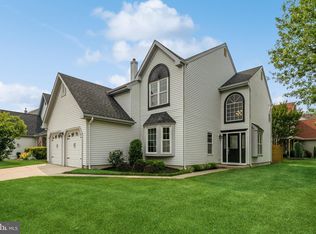 15 Moorfield Ct, Mount Laurel, NJ 08054