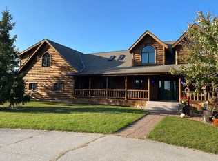 W340 Glen Rd, Saint Cloud, WI 53079