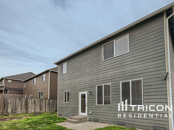 3rd image of 7605 137th Street Ct E