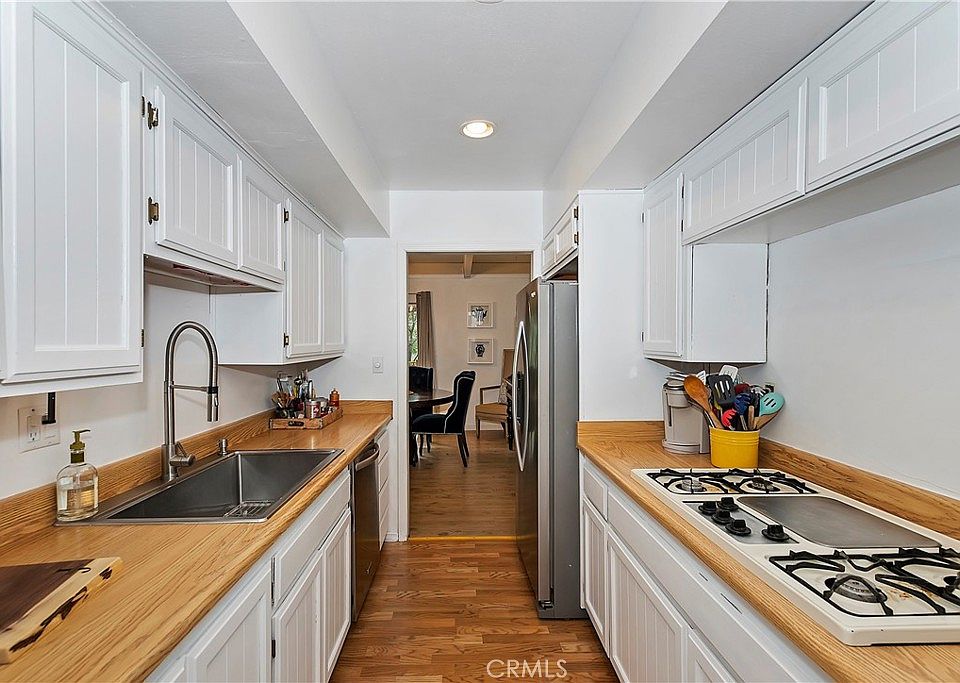 966 Willow Creek Rd Lake Arrowhead, CA Zillow