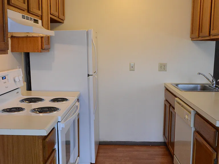 207 S Loder Ave #B-6 — Photo 7