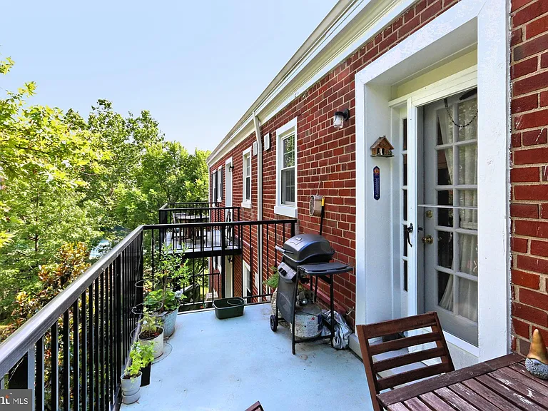 3043 S Columbus St #C1 — Photo 29