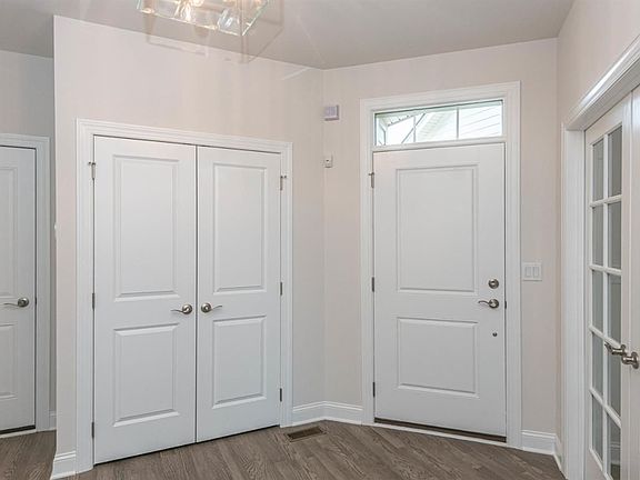 5th image of 3272 Hayster Dr