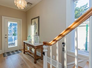 29 Central Ave, Ocean City, NJ 08226