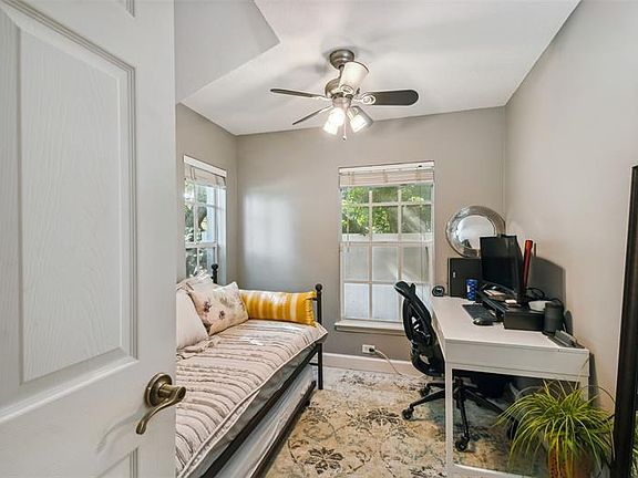 4th image of 2617 Espana Ct