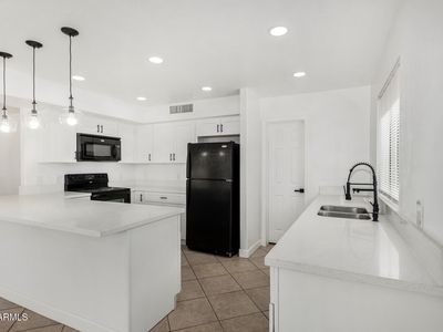 7230 N 70th Ln, Glendale, AZ, 85303