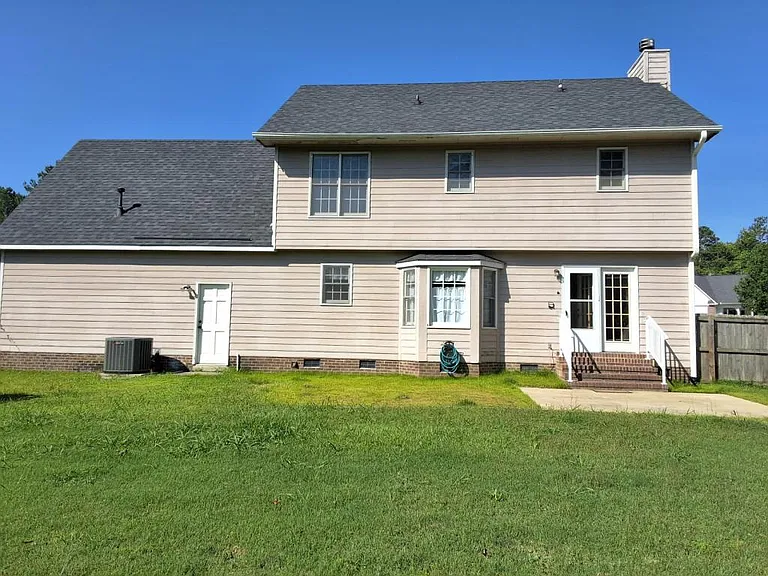7620 Hammersley Rd — Photo 18