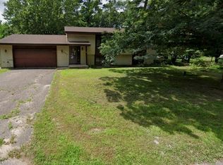 303 Birch Rd, Wyoming, MN 55092