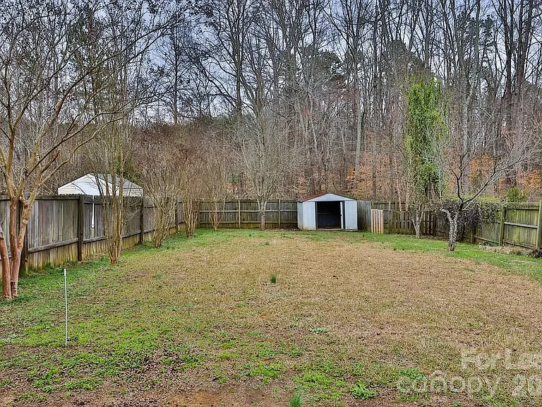 8946 Chalkstone Rd — Photo 5