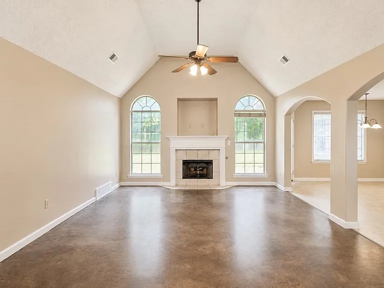 20 Country Brook Dr — Photo 6