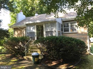 56 Fairlawn Ave, Hamilton, NJ 08619