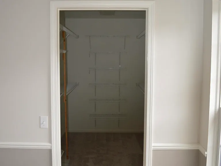 860 Neff Rd — Photo 10