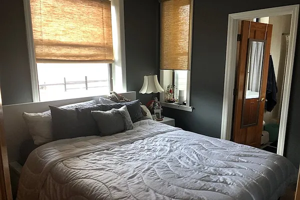 Rented by Compass | media 22