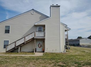 60 Emeraude Plage, Hampton, VA