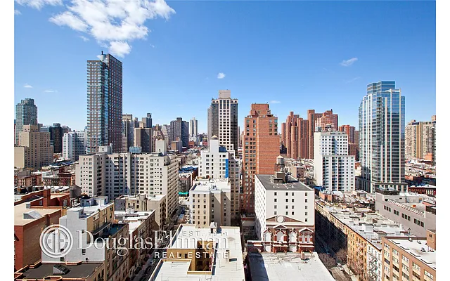 Sold by Douglas Elliman | media 26