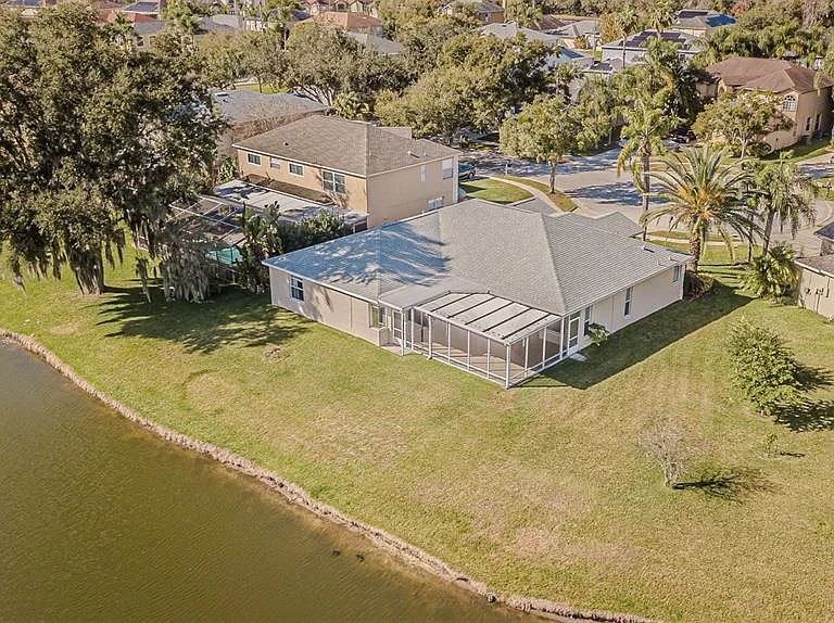 27226 Sea Breeze Way — Photo 44