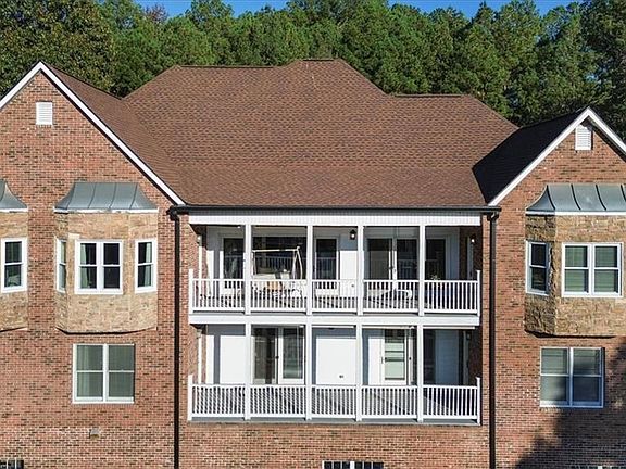 4th image of 55 Rocky Cir NE