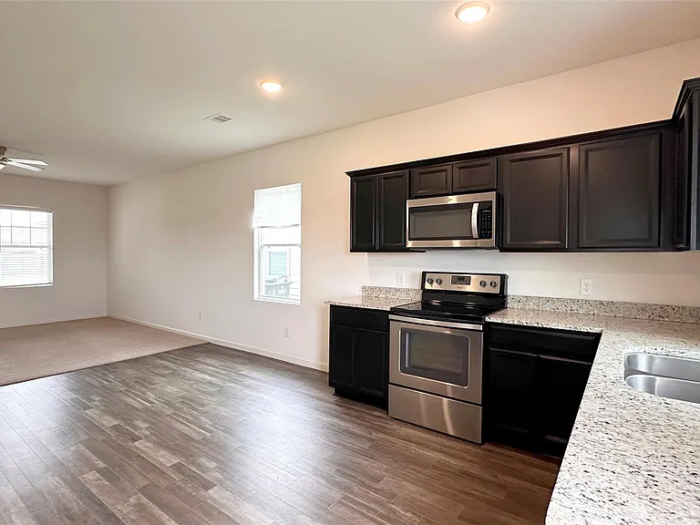 2013 Spindletree Ln — Photo 9