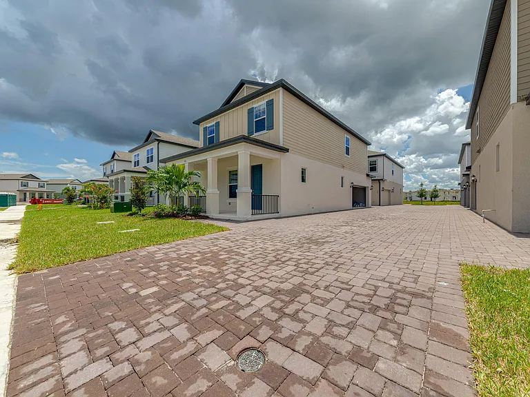524 Venetian Palms Blvd — Photo 2