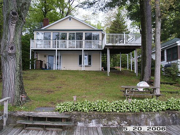 3rd image of 4 Sagendorph Ln