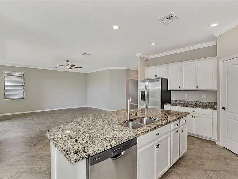 10113 Fiddlewood Dr — Photo 21