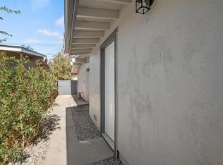 1017 1/2 W Avenue H2, Lancaster, CA 93534