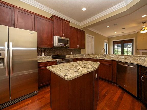 4th image of 3804 Villas Del Sol Ct
