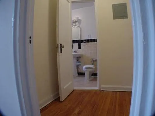 Rented by (Legacy) NY Quality Living Uptown | media 23