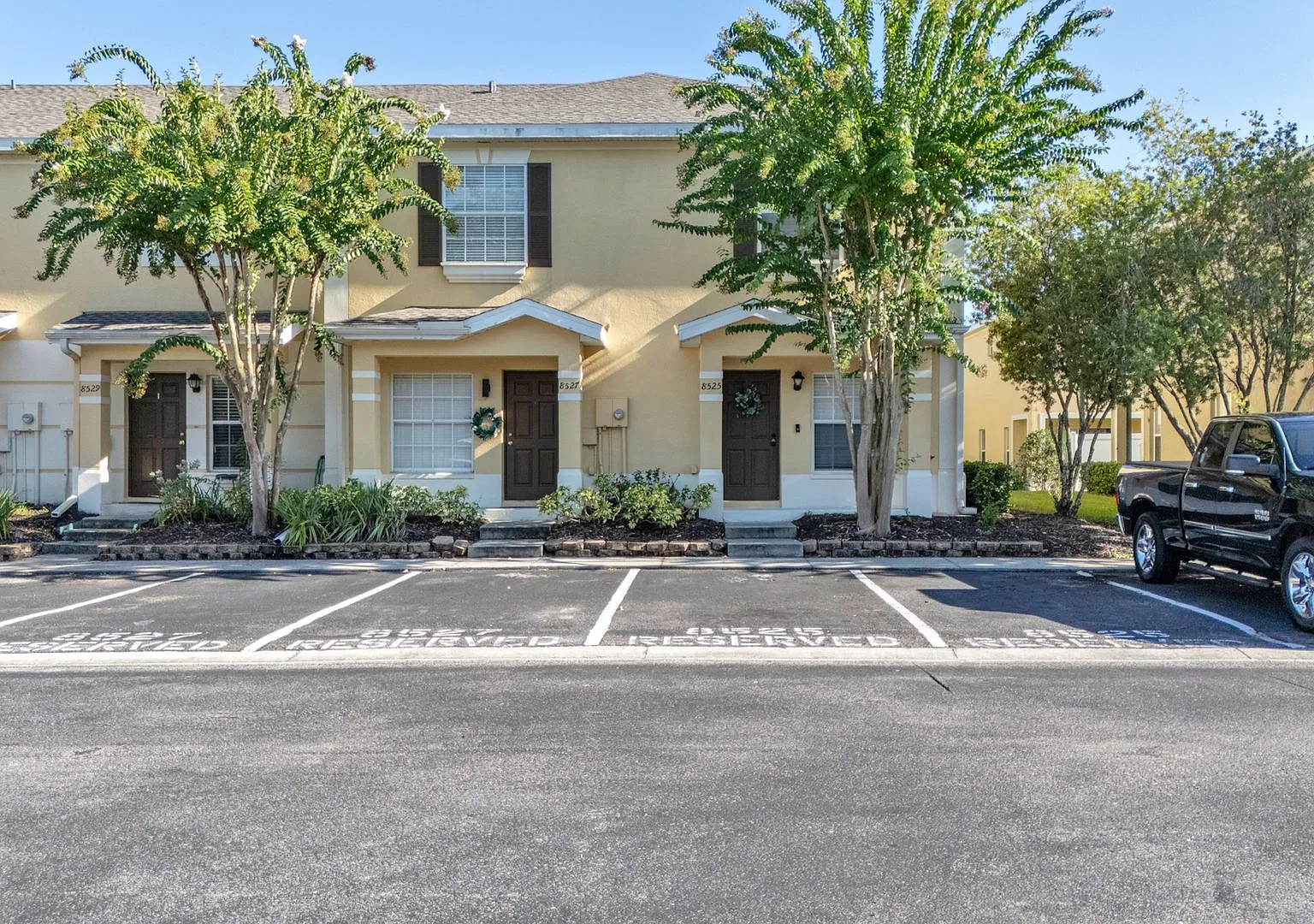 Spacious 2 Bedroom, 2.5 Bath Townhome in the The Hammocks — Photo 1