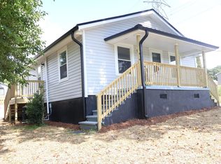 1016 Rauhut St, Burlington, NC 27217