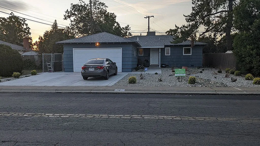 10411 Malaga Way photo 1