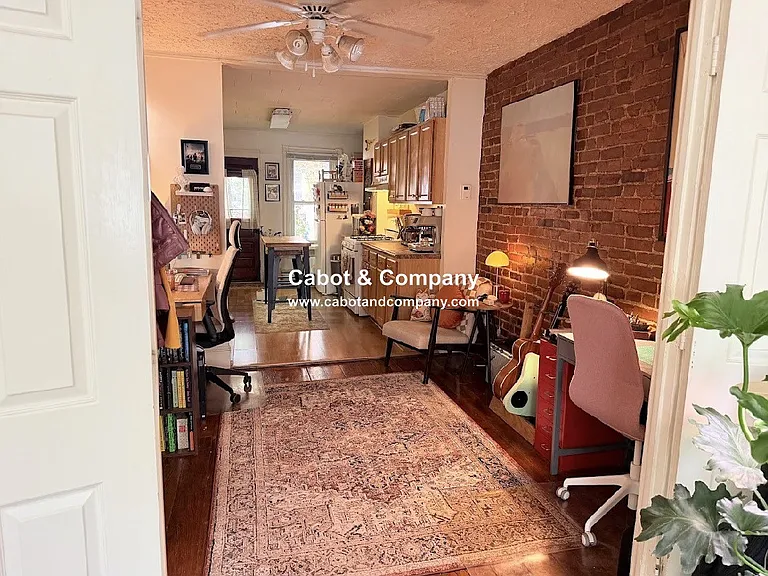 14 Mead St #1 — Photo 6