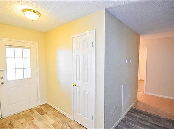 3rd image of 3618 Green Fields Dr