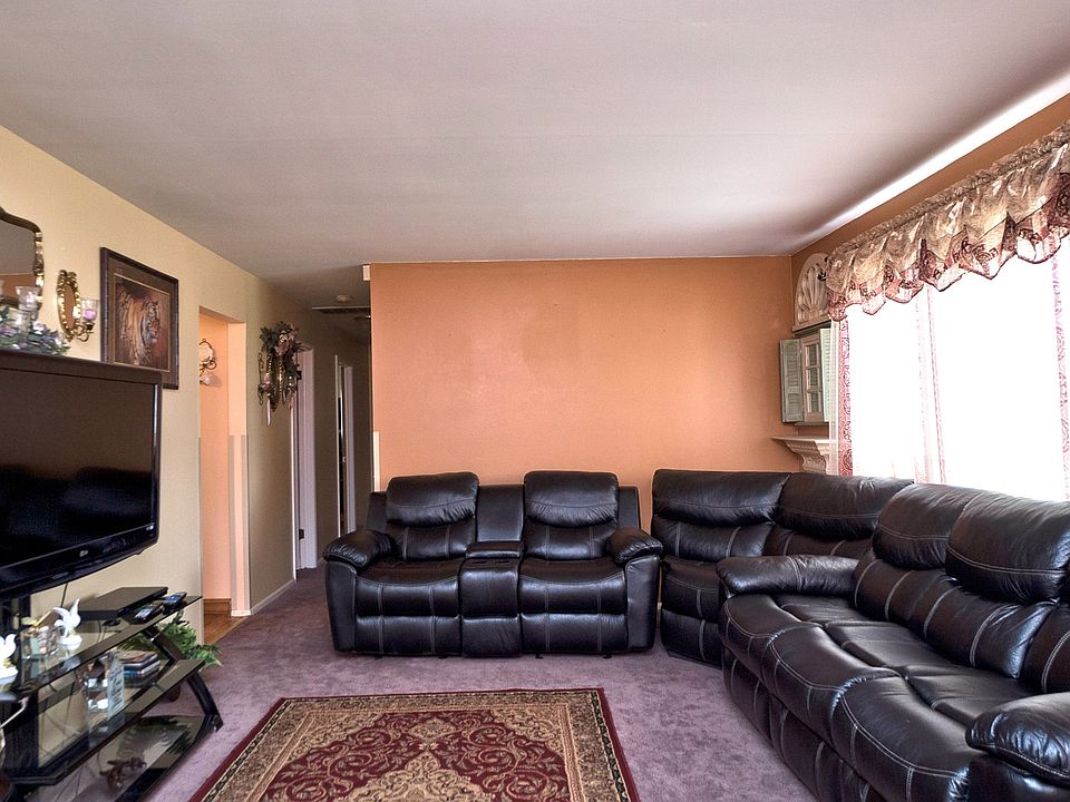 1st image of 1922 Alwyne Dr