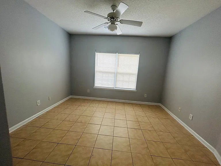 602 Beach Walk Pl — Photo 5