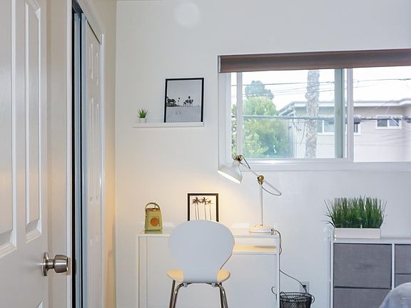 5th image of 643 Pacific St APT 3