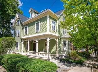 24 Barnes St, Providence, RI 02906
