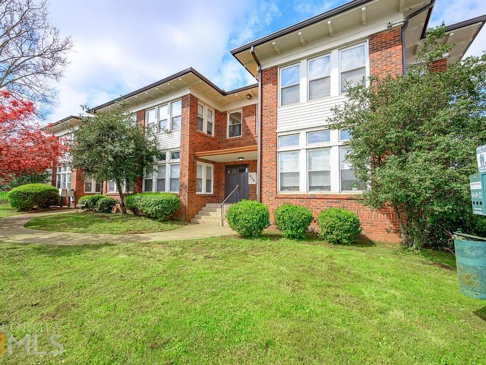 1st image of 600 Parkway Dr NE APT 3