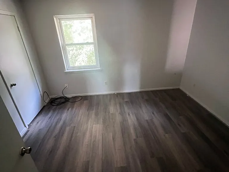 501 N Church St #2 — Photo 8