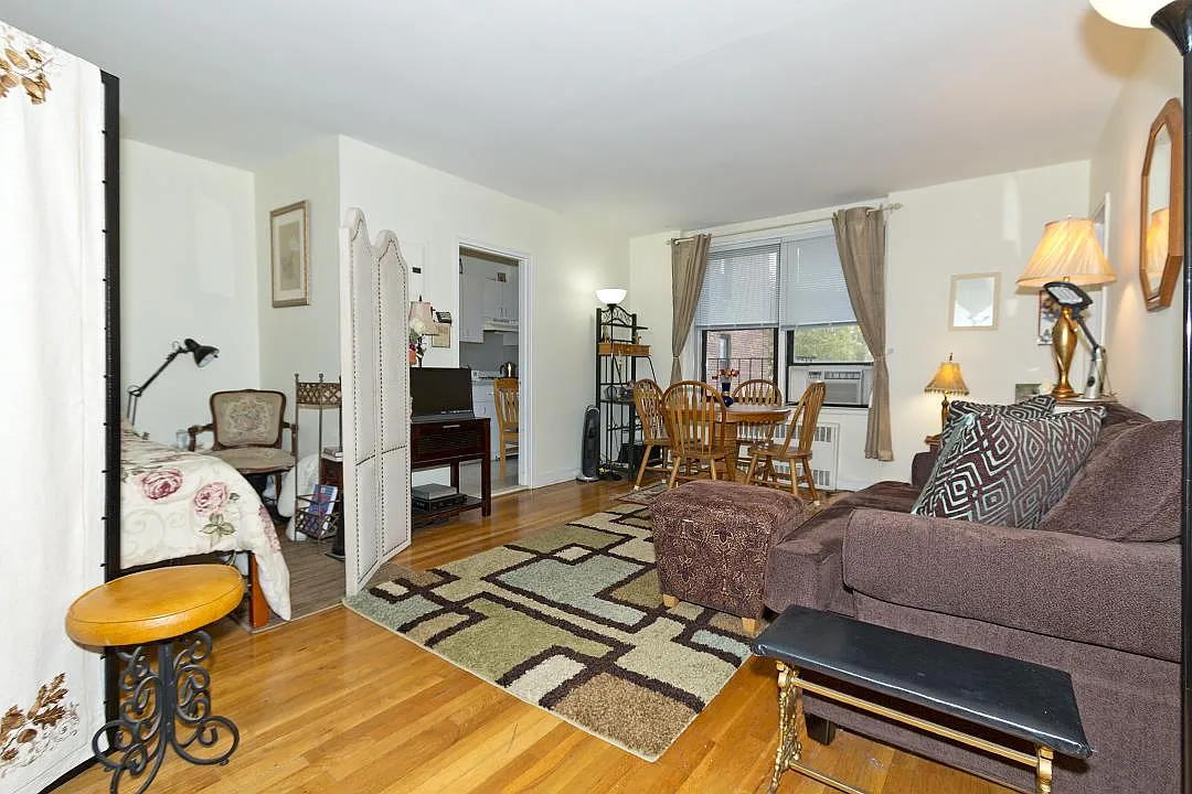 9902 3rd Ave APT 3V photo 1