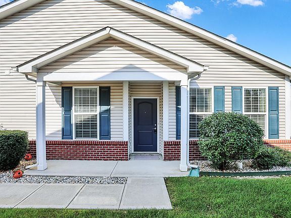 3rd image of 9688 Angelica Dr