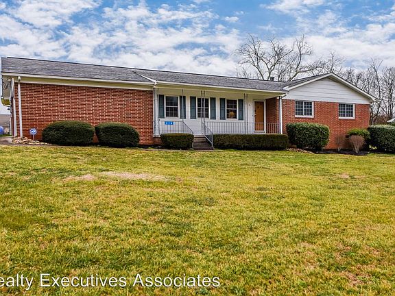 3rd image of 618 Greenwood Dr