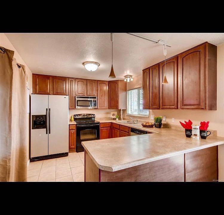 1st image of 9239 E Oxford Dr