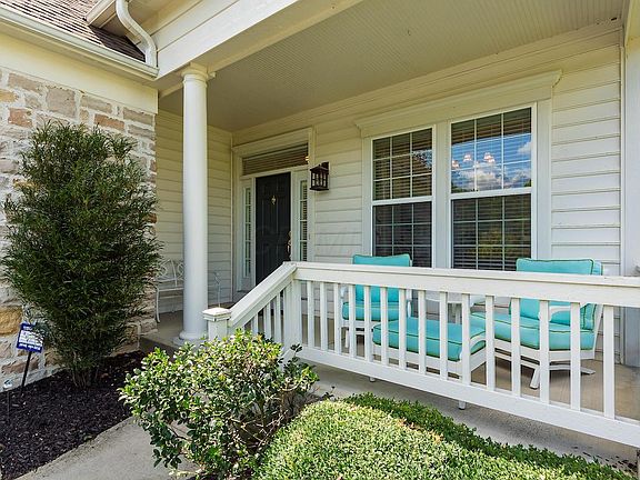 3rd image of 5577 Chelsea Park Dr