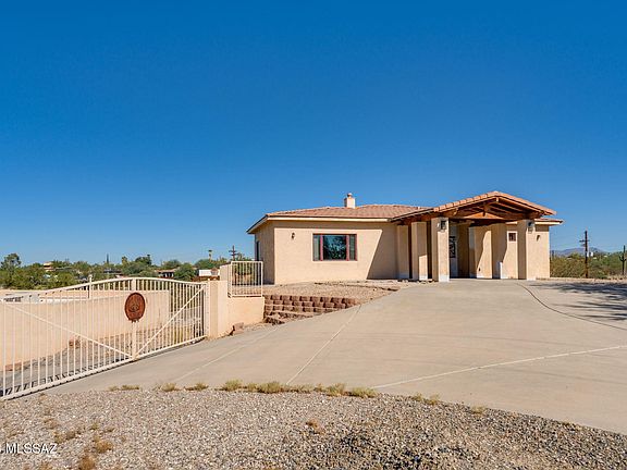 2nd image of 2630 W Calle Del Santo