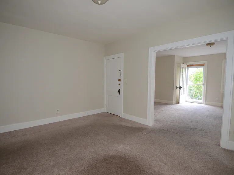 5824 Arnsby Pl — Photo 4