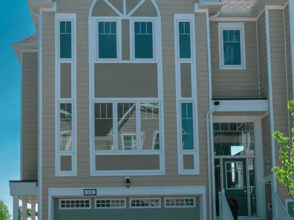 88 Sandhill Crane Dr, Wasaga Beach, ON L9Z 0K4